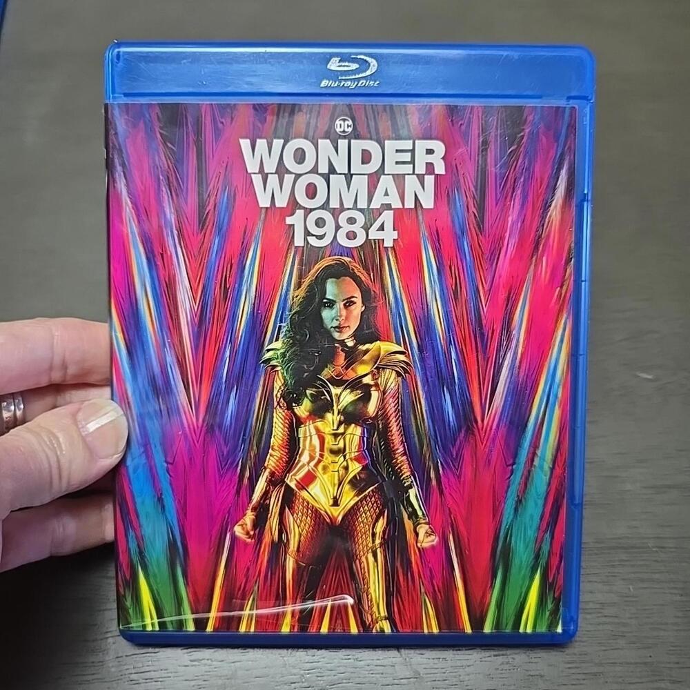 WONDER WOMAN 1984 (BLU-RAY){Y}